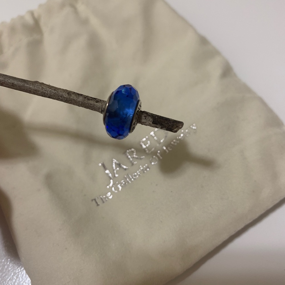 Pandora sapphire blue charm